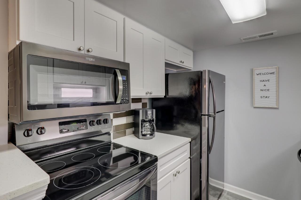 #111 Elaborate Condo Ideal Location 2Brm/2 Parking Hilton Head Island Buitenkant foto