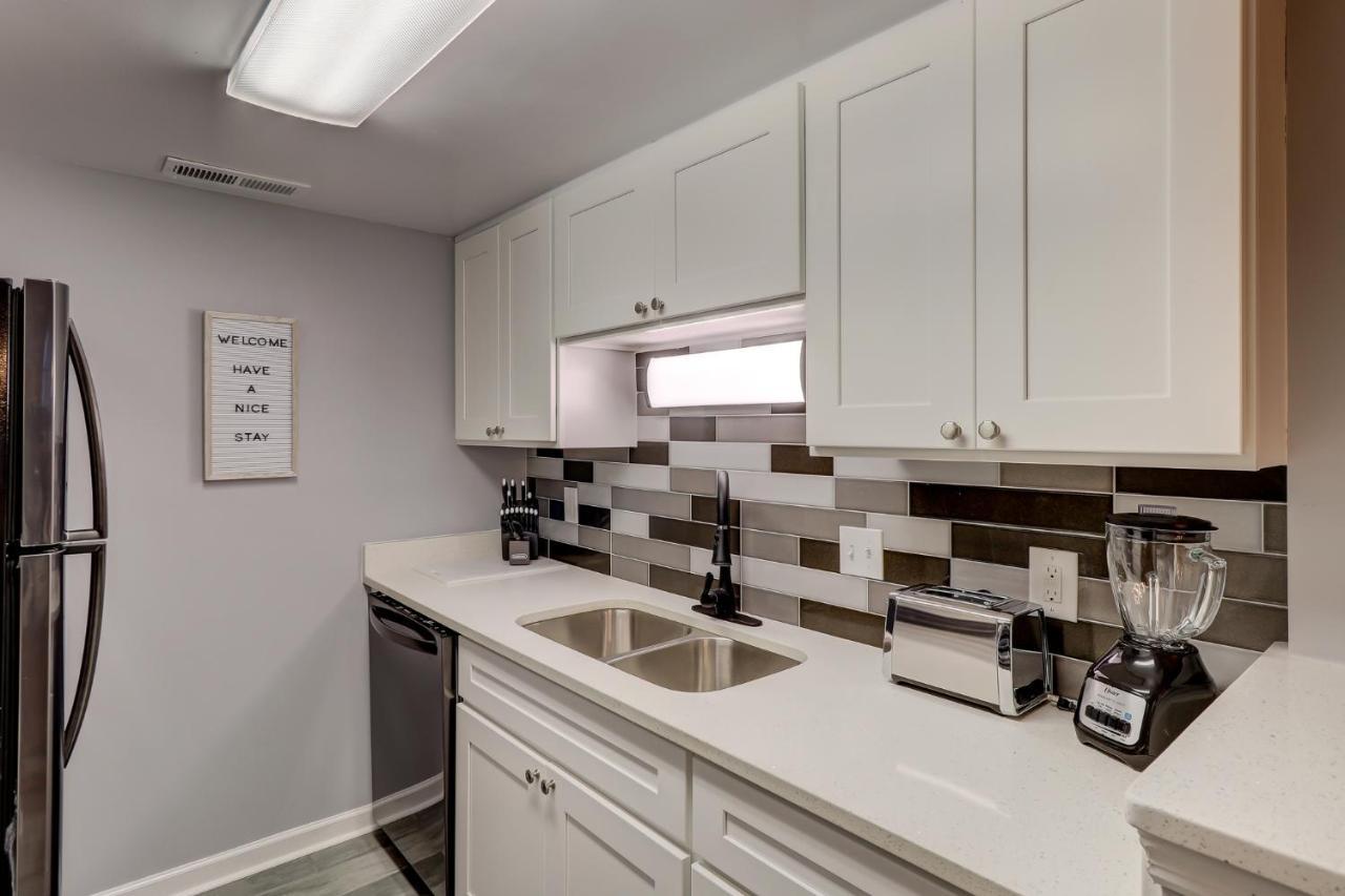 #111 Elaborate Condo Ideal Location 2Brm/2 Parking Hilton Head Island Buitenkant foto